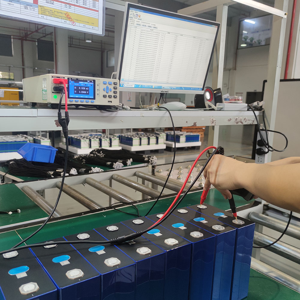 Comparison of New Energy Storage between LFP vs NCM